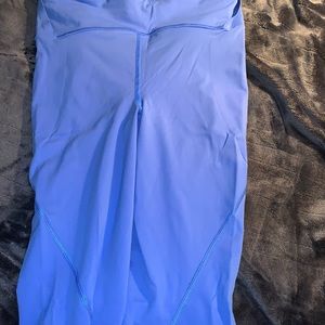 EUC lululemon leggings. Size 6. Blue